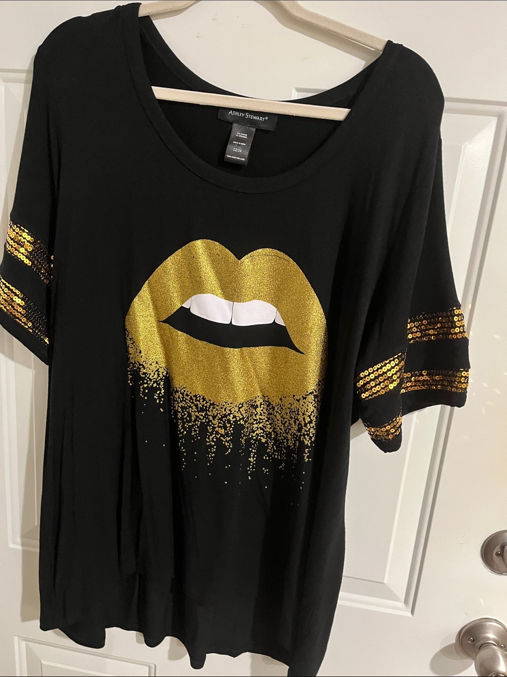 Ashley Stewart Black Short-Sleeve Top with Gold Lip Print
